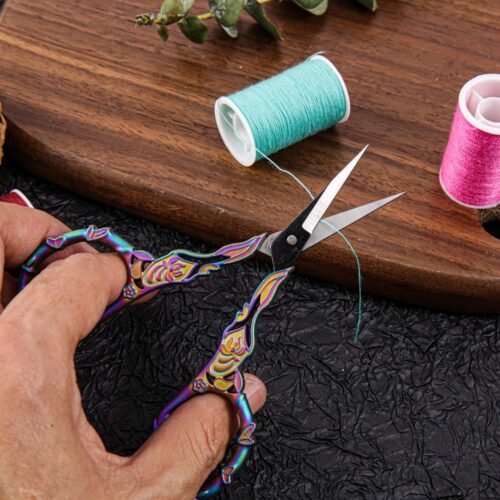 Small Craft Scissors with Cover, Comfortable Handles With Beautiful Butterfly Decos and Sharp Tips, Tools for Crochet, Embroidery,Sewing