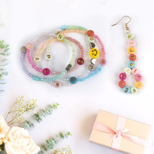 4 1000PCS Colourful Letter Beads for Threading, 4 x 7 MM Acrylic Round Beads for Jewellery DIY Making Crafts Bracelets Necklaces Ornaments-Gold