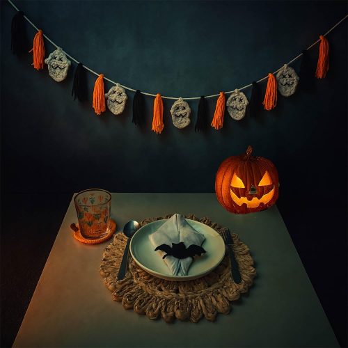 Handmade Garland with Tassels and Ghost, Creative Halloween Decor for Wall, Tree, and Event Spaces – Perfect for Spooky and Playful Themes (Halloween Ghost)