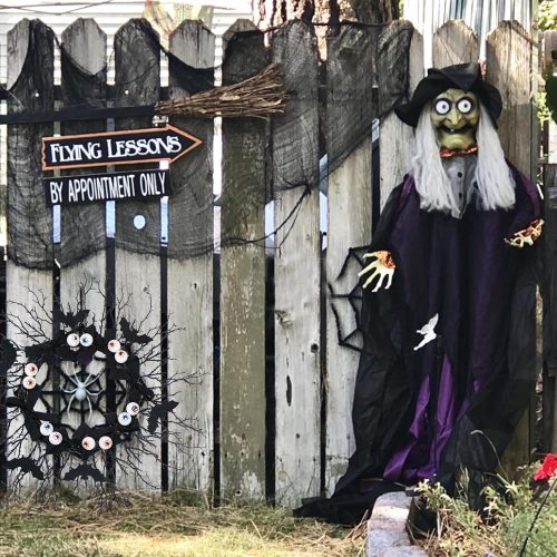 22 Inch Halloween Wreaths for Front Door Black Bat Halloween Eyeballs Wreath with LED Lights Door Wreath Wall Window Mantle Ambiance Decorations