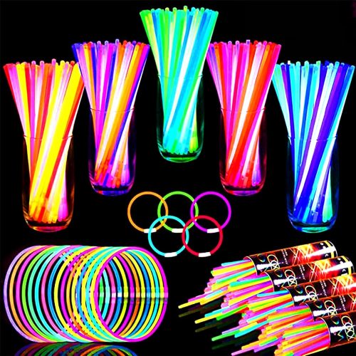 500 Pack Ultra Bright Halloween Glow Sticks Bulk Party Pack Halloween Glow In The Dark Halloween Party Supplies Favors Glow Sticks Necklaces Bracelets with Connectors 8" Glow stick Light Up