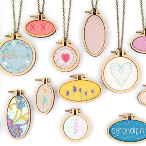 Gnognauq 7pcs Mini Ring Embroidery Circle,Mini Round Oval Wood Hoops DIY Wooden Cross Stitch Hoops for Kit Frame Craft
