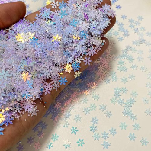 1 2000 Pieces/50g Snowflakes Party Glitter PVC Confetti for Christmas Table Confetti Glitter for Winter Snowfield Wonderland Xmas Party Supplies DIY Craft Projects Party Decorations