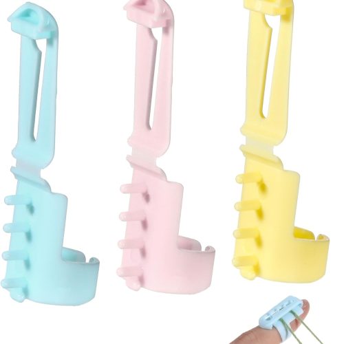 Yarn Guide Ring for Crocheting, Plastic Yarn Guide Adjustable for Yarn Guide Ring Crocheting Knitting Tool Crafts Accessories for Mom, Women (3PCS)