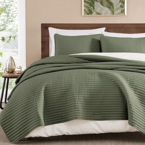 CTSEV-AP-1166_1 Queen Quilt-Lightweight Bedspreads Olive Green Queen Size Quilt Bedding Set | Soft Coverlet with 2 Pillow Shams for All Seasons, Suitable for Bed, Couch, 3 Pieces, 90"x94"