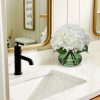 Hollyone White Hydrangeas Floral Arrangement in Glass Vase Artificial Flowers with Vase with Faux Water Silk Faux Flowers Fake Floral Bulk Bouquet for Home Decor Table Centerpiece Decorations