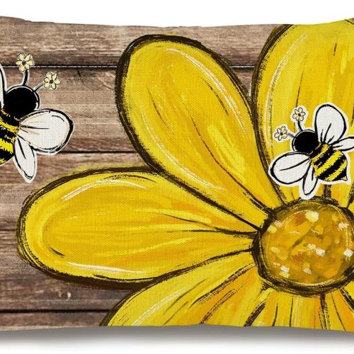 GEEORY Daisy Bee Farmhouse Pillow Cover 12x20 Inch, Spring Summer Throw Pillowcase for Couch, Sofa, Living Room, Bedroom Decor（Wood Grain）