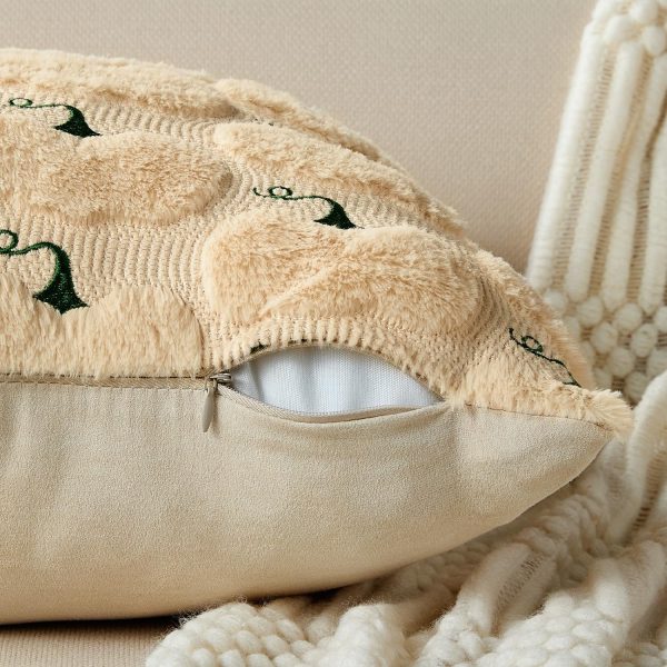 DFXSZ Fall Pillow Covers 18x18 Set of 2 Fall Decorations Autumn Beige Big Pumpkin Throw Pillow Cases Soft Plush Faux Fur Wool Couch Cushion Case for Chair Sofa Living Room Home Decor PTK044A18
